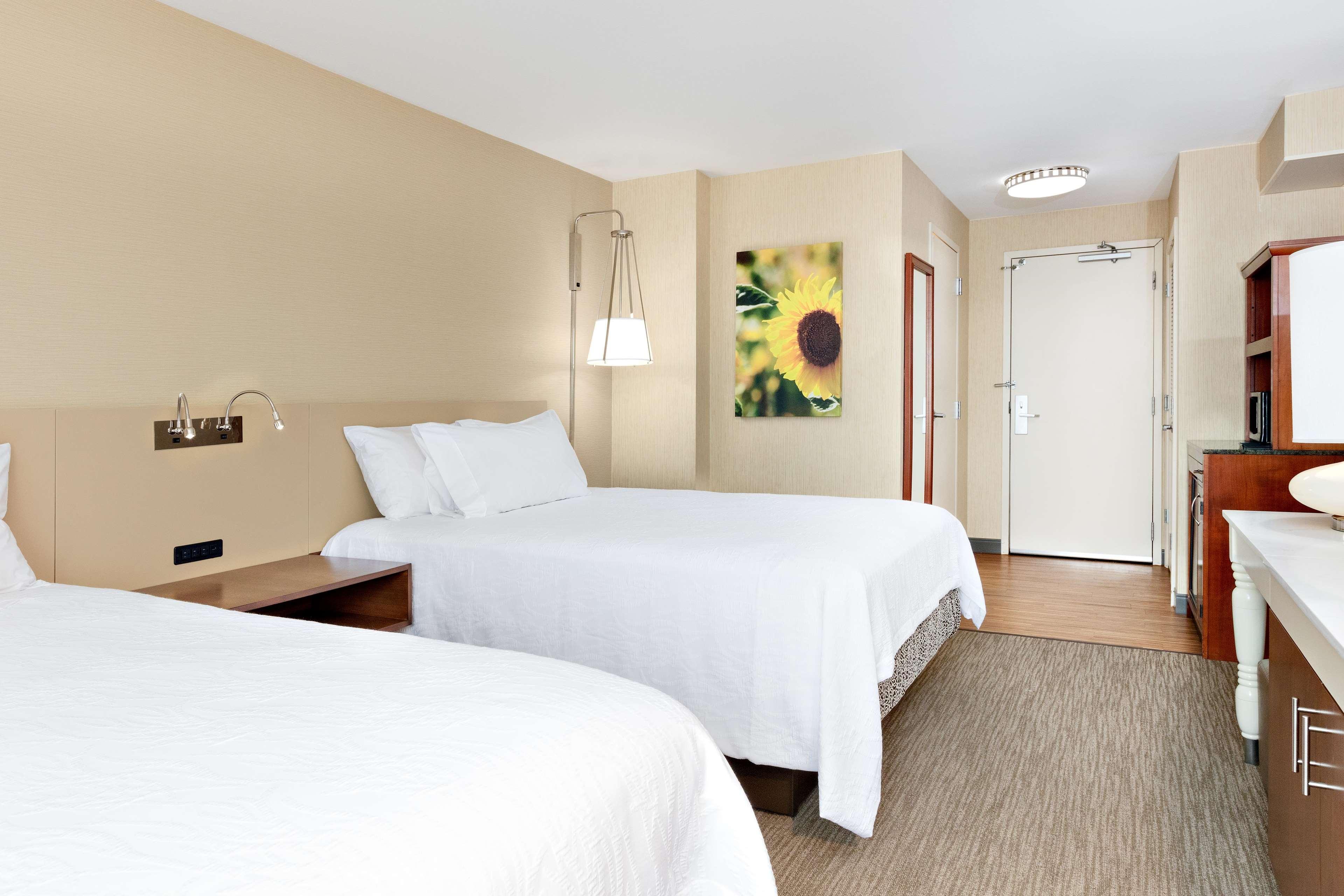 Hilton Garden Inn Folsom Eksteriør billede