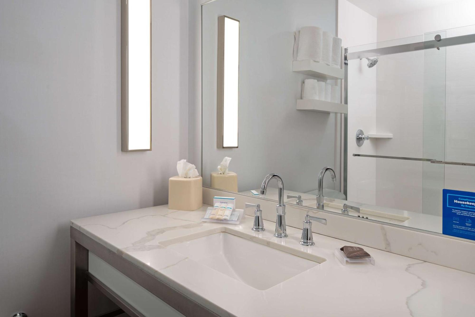 Hilton Garden Inn Folsom Eksteriør billede