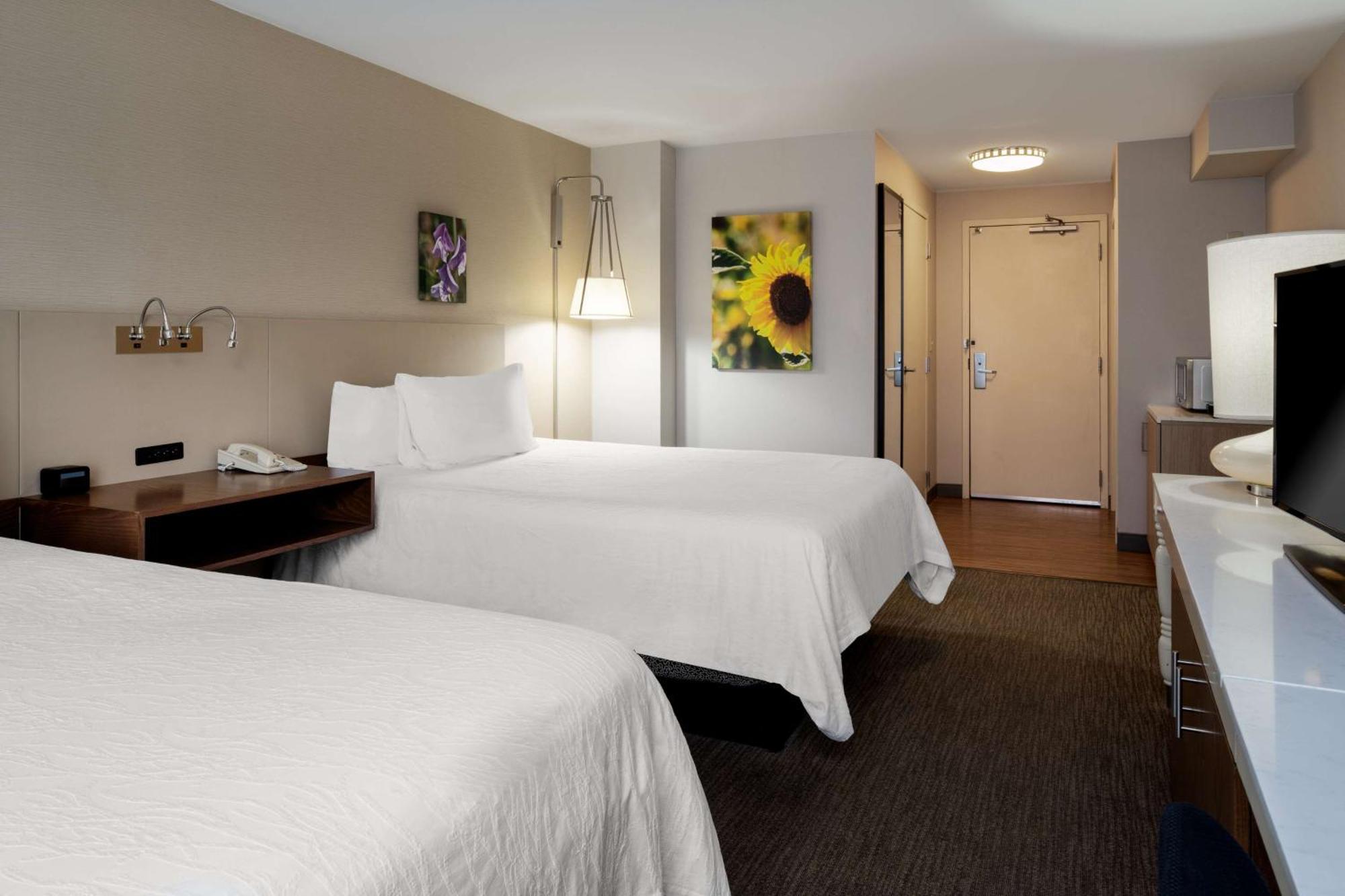 Hilton Garden Inn Folsom Eksteriør billede