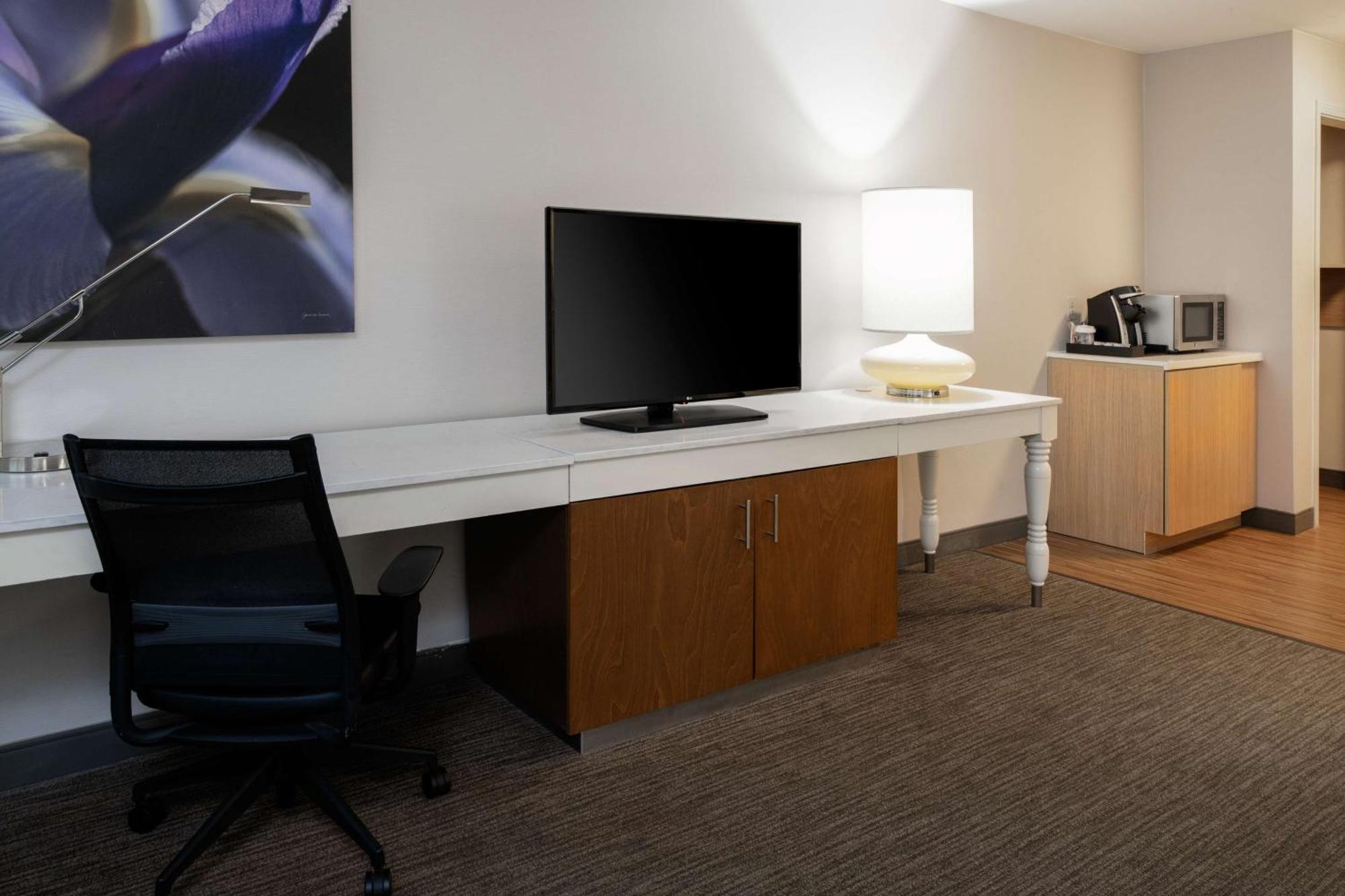 Hilton Garden Inn Folsom Eksteriør billede